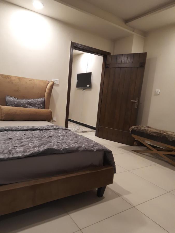Pine Apartments Civic Center Bahria Town Islamabad Rávalpindí Exteriér fotografie