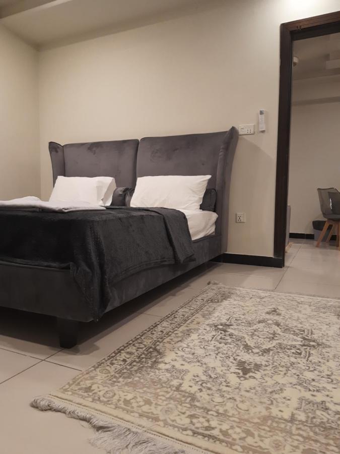 Pine Apartments Civic Center Bahria Town Islamabad Rávalpindí Exteriér fotografie