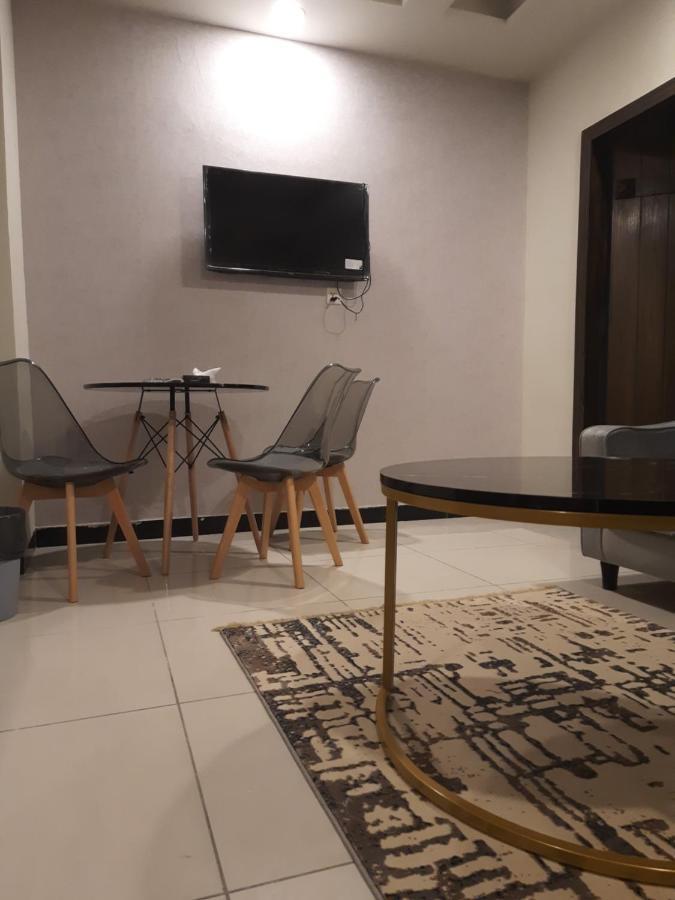 Pine Apartments Civic Center Bahria Town Islamabad Rávalpindí Exteriér fotografie