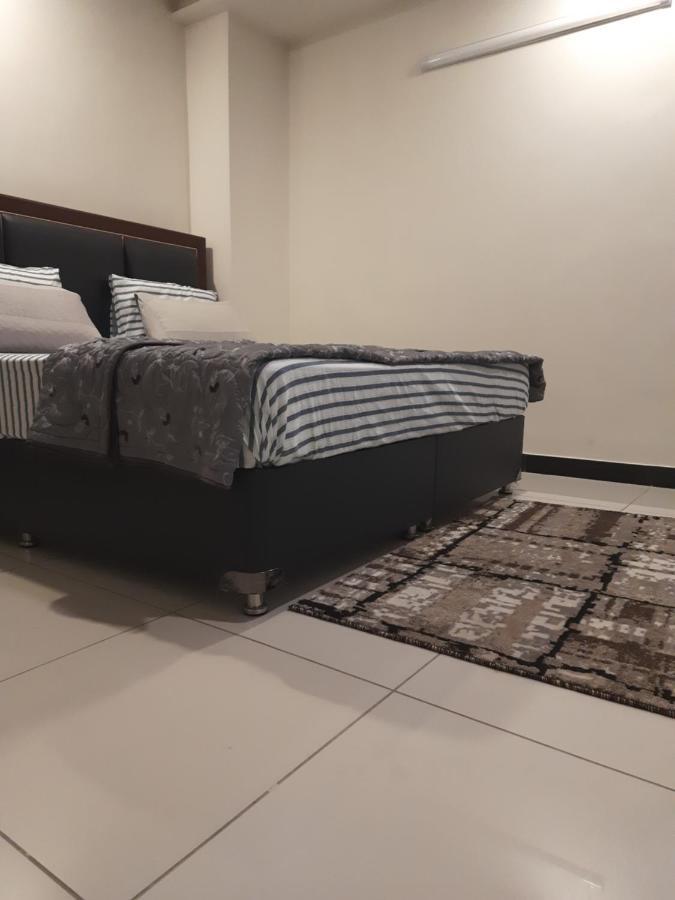 Pine Apartments Civic Center Bahria Town Islamabad Rávalpindí Exteriér fotografie