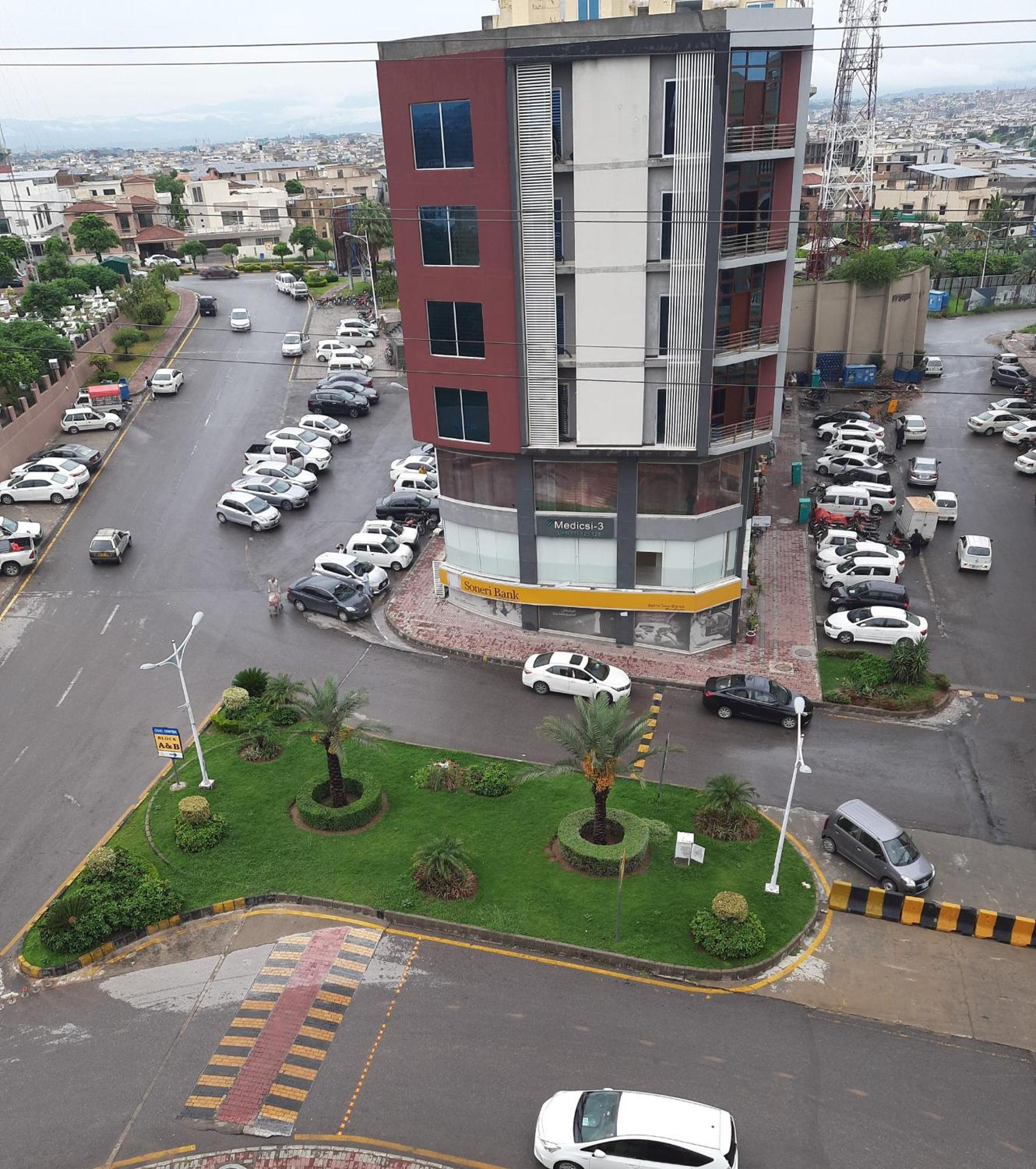 Pine Apartments Civic Center Bahria Town Islamabad Rávalpindí Exteriér fotografie