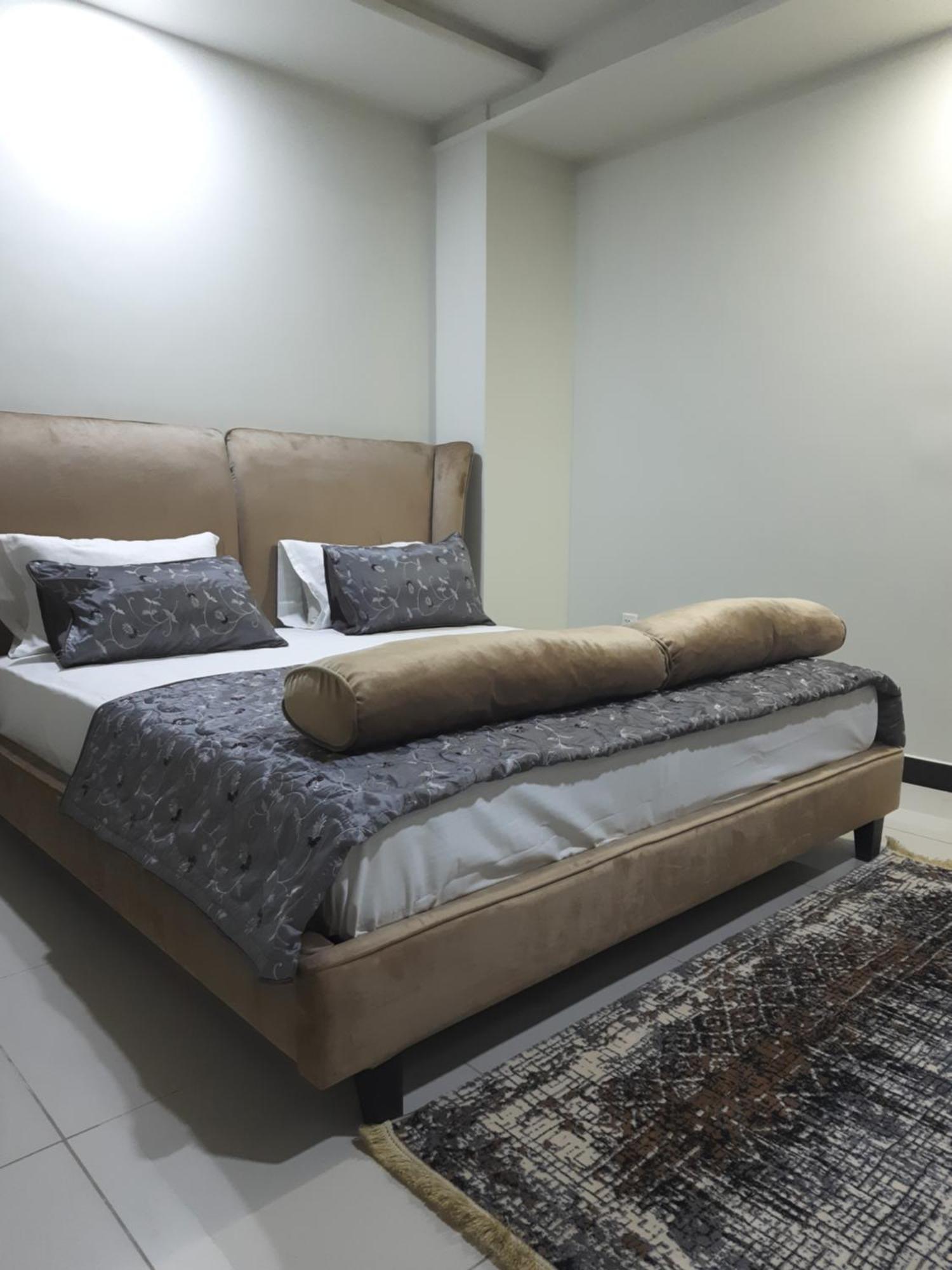 Pine Apartments Civic Center Bahria Town Islamabad Rávalpindí Pokoj fotografie