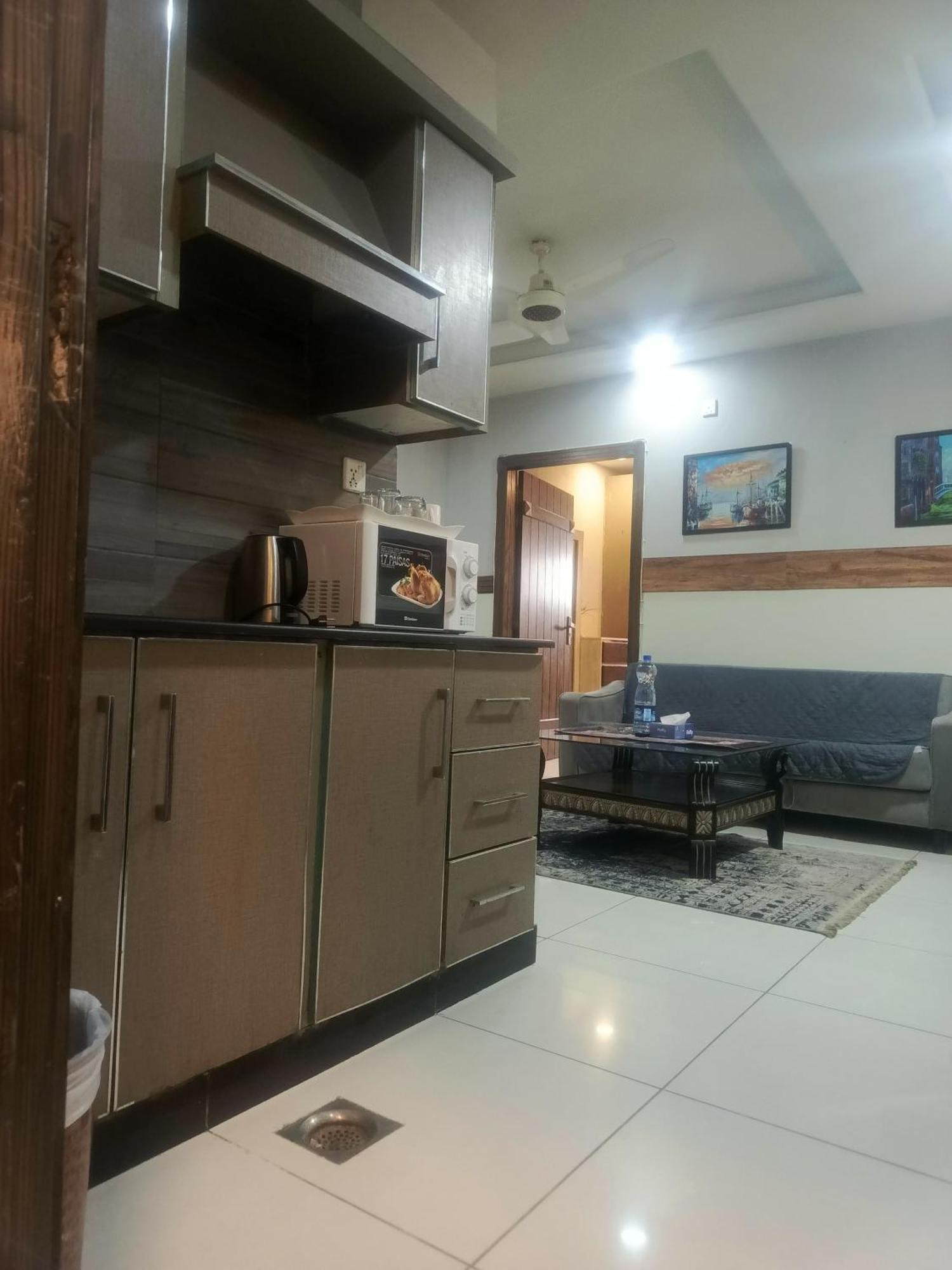 Pine Apartments Civic Center Bahria Town Islamabad Rávalpindí Exteriér fotografie
